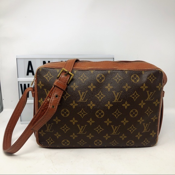 Louis Vuitton Handbags - Louis Vuitton sac bandouliere Monogram Crossbody